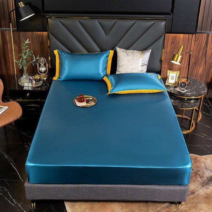 GlaciLuxe™ | Silk Bed Sheets