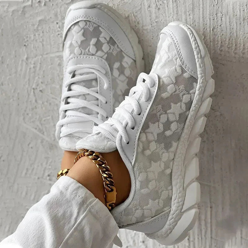 The Noa™ Summer sneaker